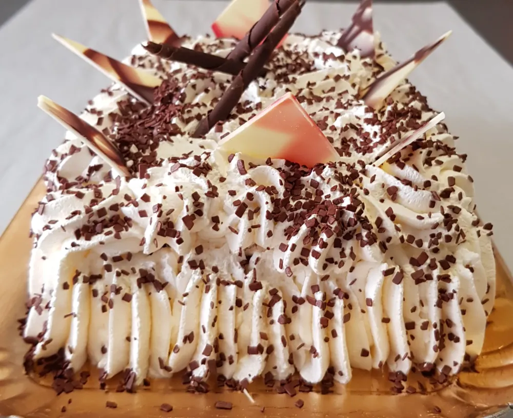 patisserie-le-puit-damour-samatan-mousse-foret-noire